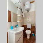 Апартаменты Emperor Oasis
