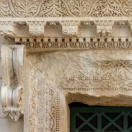 Emperor Oasis Appartement