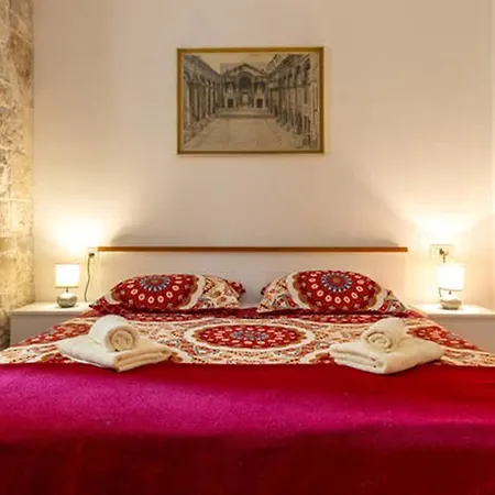 Emperor Oasis Apartman *