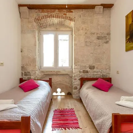 Emperor Oasis Apartamento