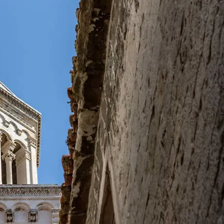 Emperor Oasis Apartamento